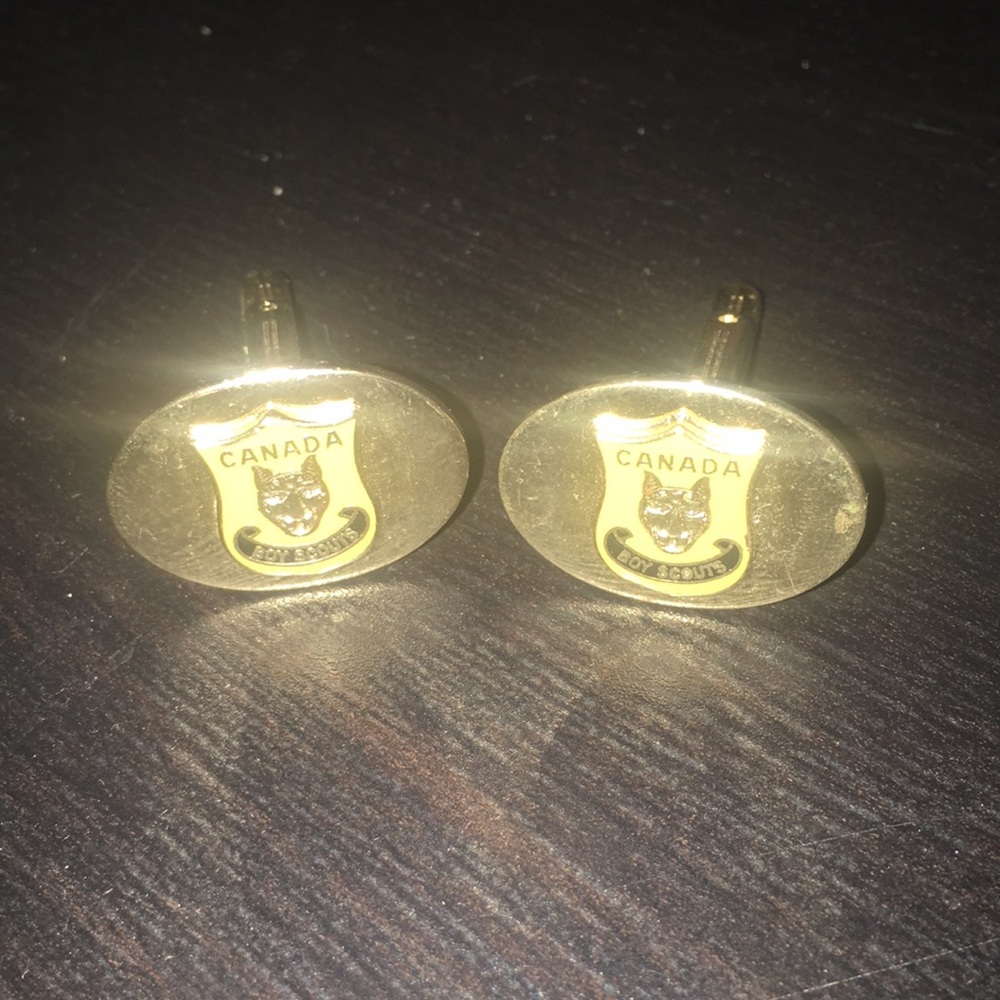 MENS gold-toned Cuff links